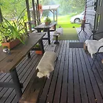 Lili Puhkemaja Kuutsemaeel Dom wakacyjny Otepää
