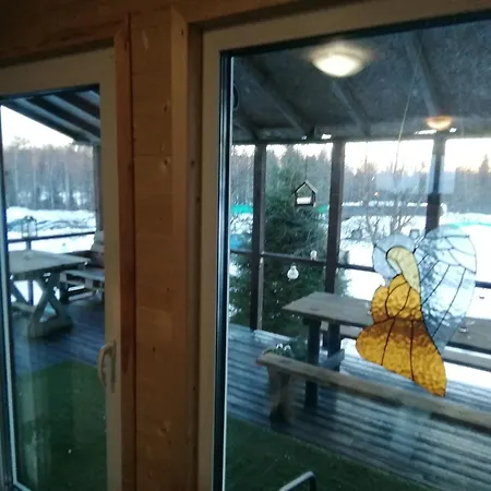 Puhkemaja Lili Puhkemaja Kuutsemaeel *