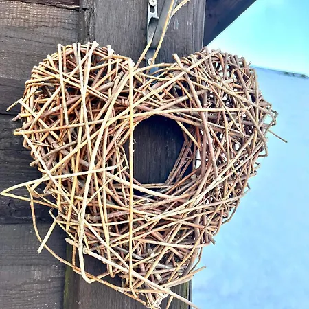 Lili Puhkemaja Kuutsemaeel Puhkemaja *