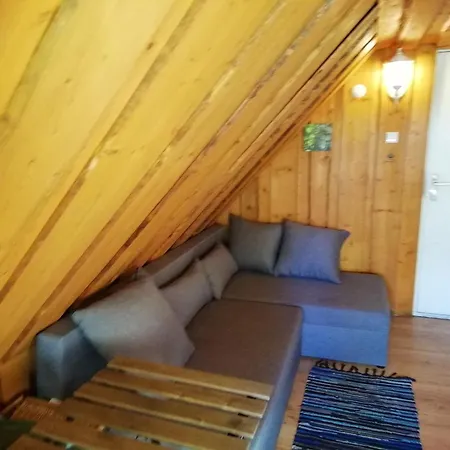 Lili Puhkemaja Kuutsemaeel Otepää