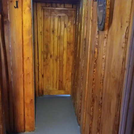 Puhkemaja Lili Puhkemaja Kuutsemaeel *