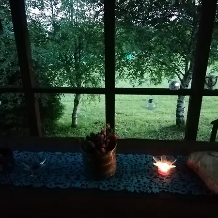 Lili Puhkemaja Kuutsemaeel Feriehus Otepää