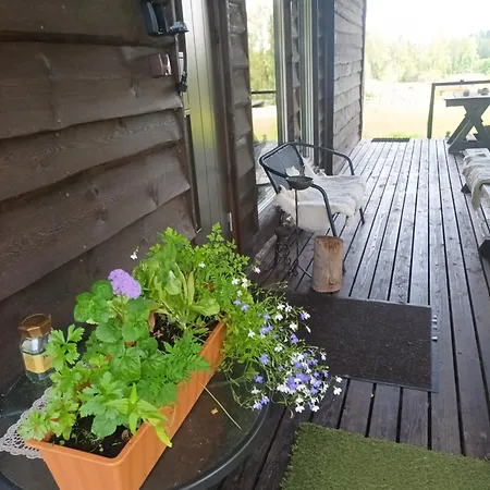 Lili Puhkemaja Kuutsemaeel Puhkemaja