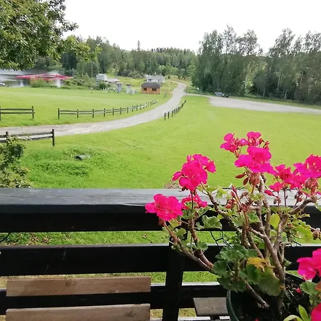 Lili Puhkemaja Kuutsemaeel Otepää