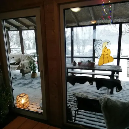 Lili Puhkemaja Kuutsemaeel