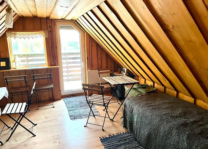 Lili Puhkemaja Kuutsemaeel