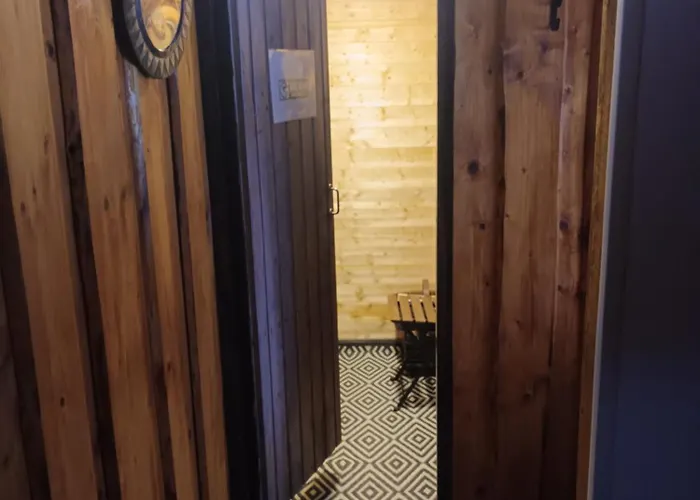 Lili Puhkemaja Kuutsemaeel Casa vacanze *