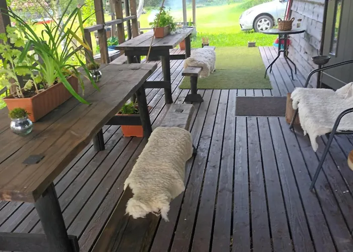 Lili Puhkemaja Kuutsemaeel 度假居 Otepää