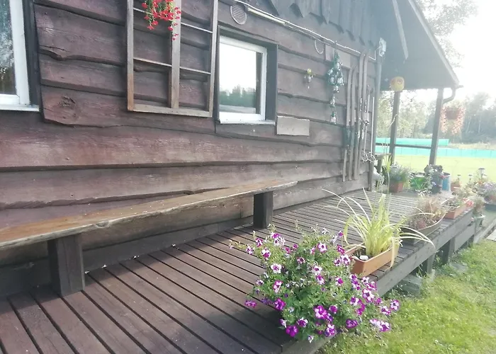 Lili Puhkemaja Kuutsemaeel * Otepää