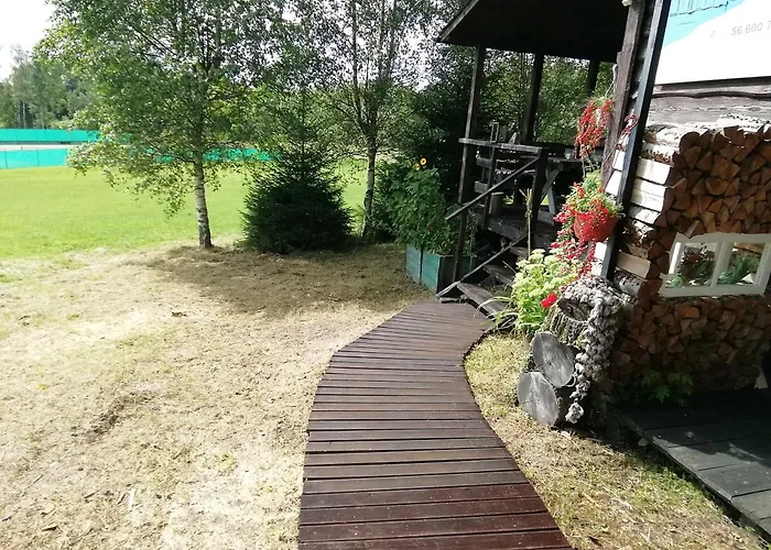 Lili Puhkemaja Kuutsemaeel