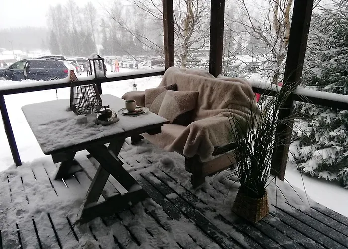 Lili Puhkemaja Kuutsemaeel